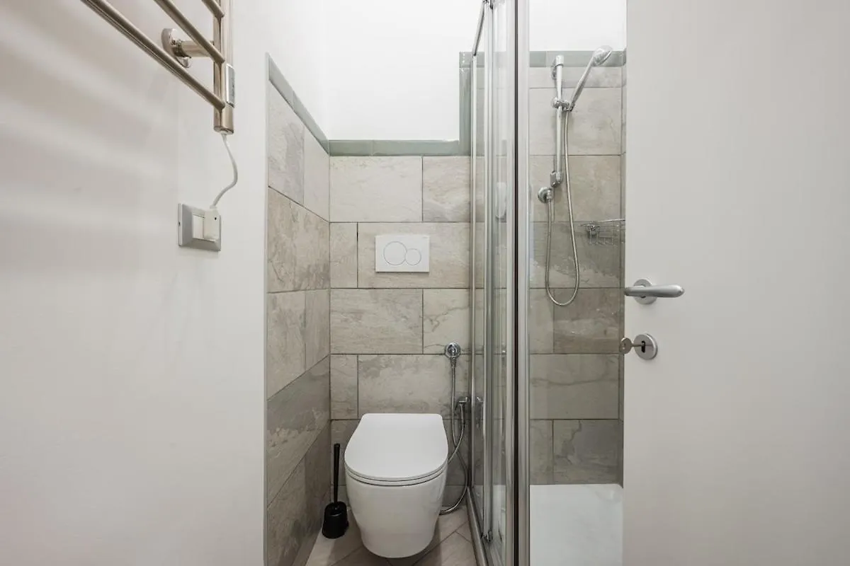 Train Station Deluxe 3 Bath Apartamento Bolonha 0*,  Itália